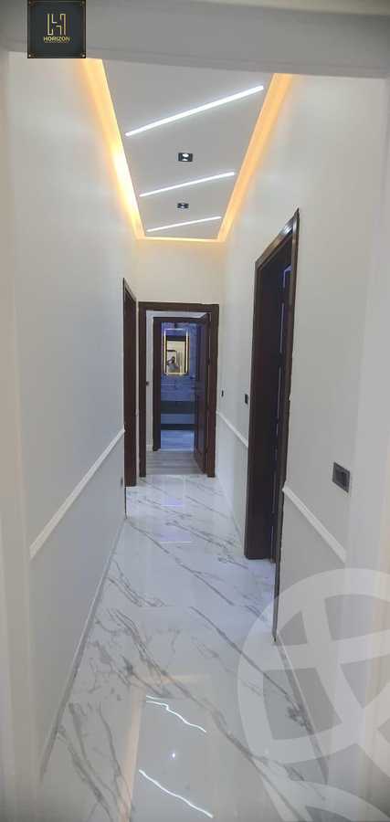 https://aqarmap.com.eg/en/listing/5492622-for-sale-cairo-new-cairo-compounds-galleria-moon-valley