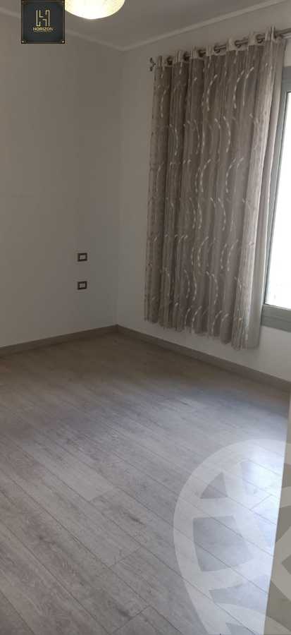 https://aqarmap.com.eg/ar/listing/5494759-for-sale-cairo-new-cairo-compounds-kmbwnd-fyldj-jyt-blm-hylz