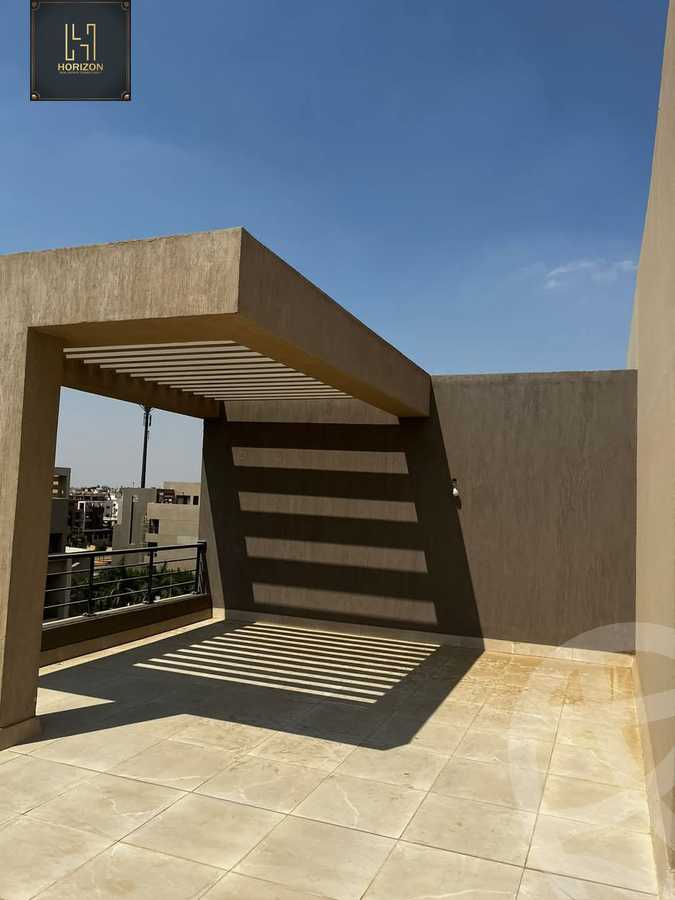 https://aqarmap.com.eg/ar/listing/5495513-for-sale-cairo-new-cairo-compounds-fifth-square
