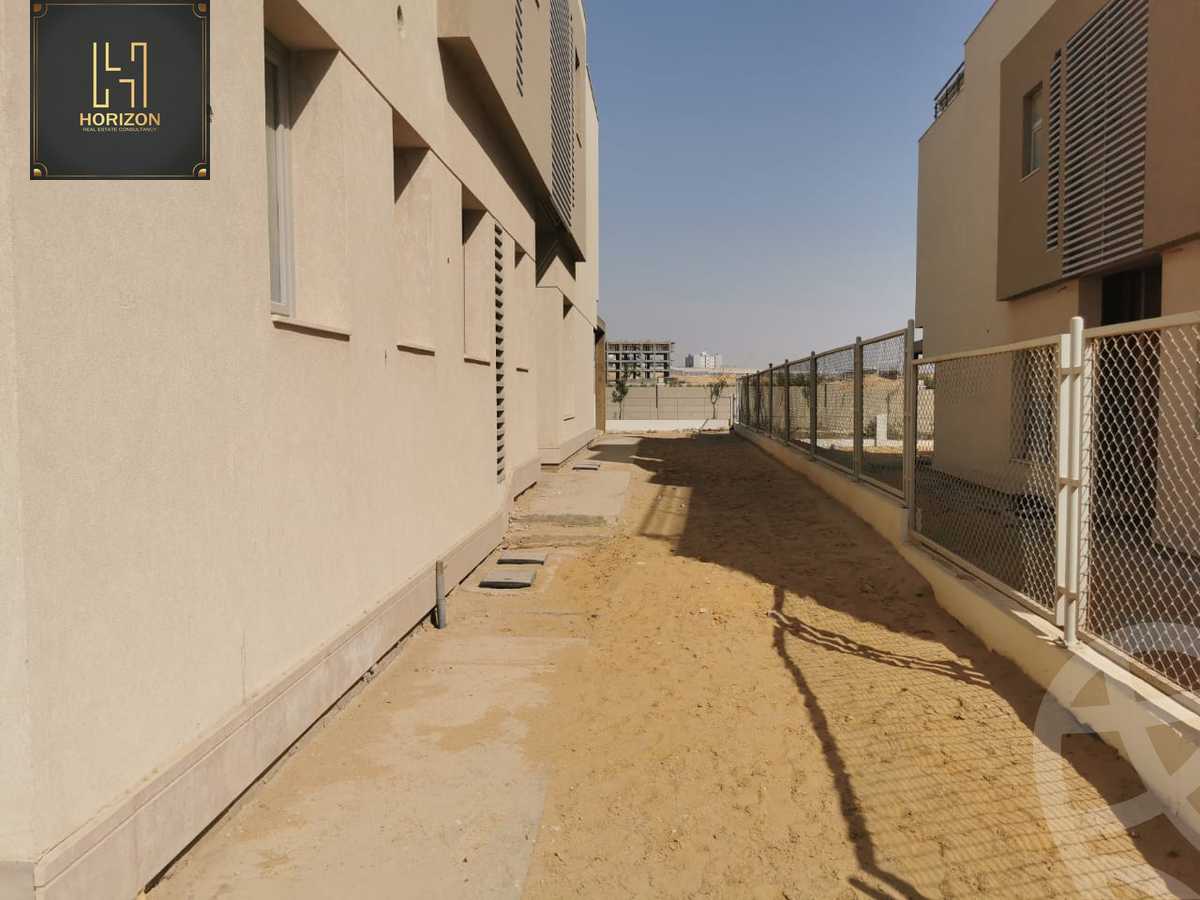 https://aqarmap.com.eg/en/listing/5520781-for-sale-cairo-new-cairo-compounds-blm-hylz-nyw-kyrw