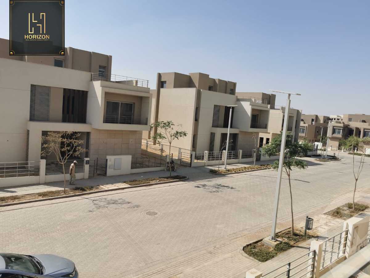 https://aqarmap.com.eg/en/listing/5520781-for-sale-cairo-new-cairo-compounds-blm-hylz-nyw-kyrw