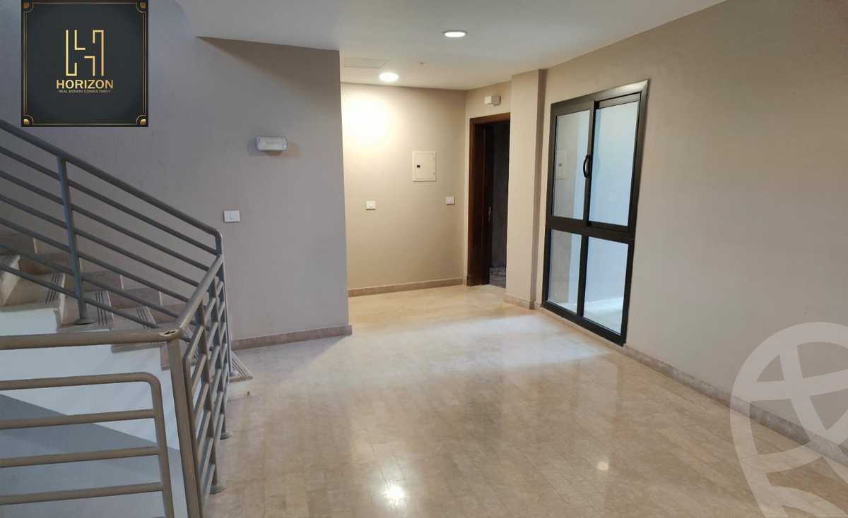 https://aqarmap.com.eg/ar/listing/5549036-for-sale-cairo-new-cairo-compounds-villette-kmbwnd-sky-kwndwz-swdyk-villette