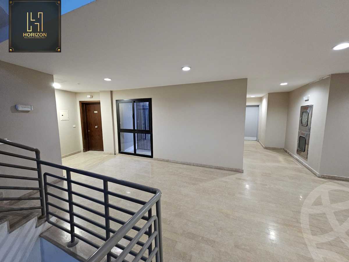 https://aqarmap.com.eg/ar/listing/5549036-for-sale-cairo-new-cairo-compounds-villette-kmbwnd-sky-kwndwz-swdyk-villette