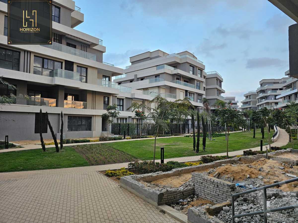https://aqarmap.com.eg/ar/listing/5549036-for-sale-cairo-new-cairo-compounds-villette-kmbwnd-sky-kwndwz-swdyk-villette