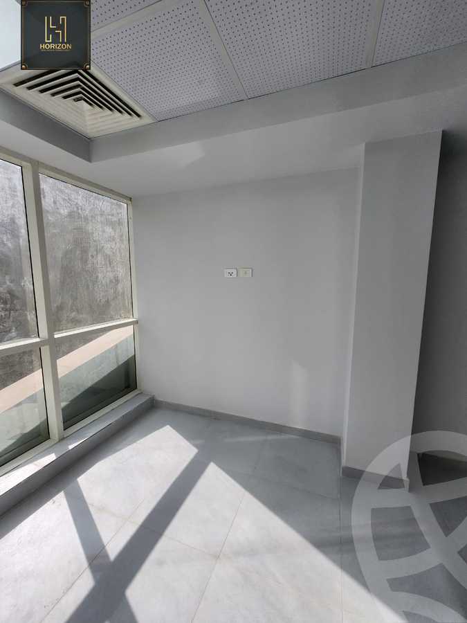 https://aqarmap.com.eg/en/listing/5600282-for-sale-cairo-new-cairo-compounds-bznys-bls-ktlyst-llttwyr