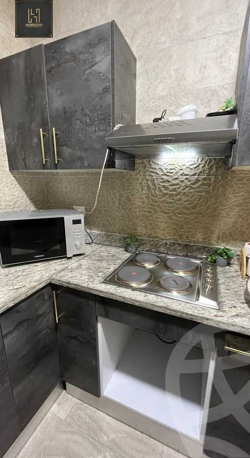 https://aqarmap.com.eg/ar/listing/5604102-for-rent-cairo-new-cairo-compounds-fifth-square