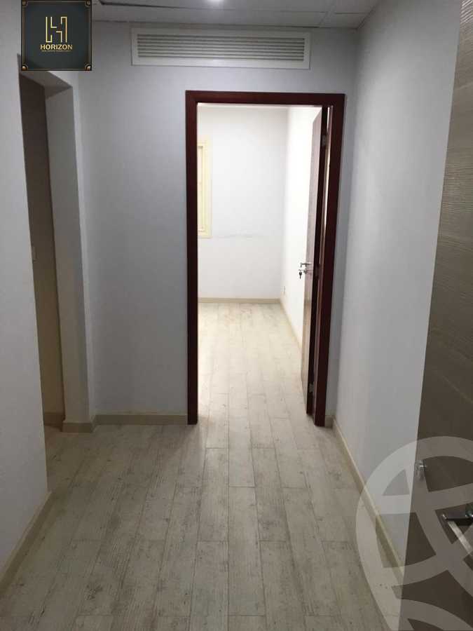 https://aqarmap.com.eg/ar/listing/5604942-for-rent-cairo-new-cairo-compounds-tryfywm-byzns-kwmblks-nm-llttwyr