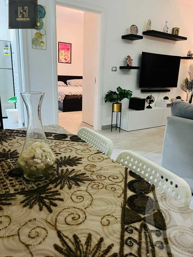 https://aqarmap.com.eg/ar/listing/6184293-for-rent-cairo-new-cairo-compounds-hyde-park-centre-ville-hyde-park
