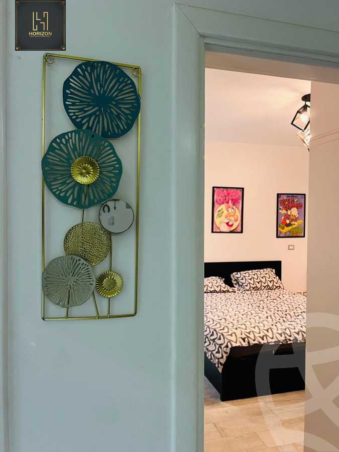 https://aqarmap.com.eg/ar/listing/6184293-for-rent-cairo-new-cairo-compounds-hyde-park-centre-ville-hyde-park