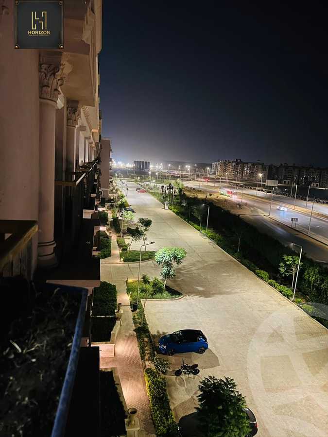 https://aqarmap.com.eg/ar/listing/6184293-for-rent-cairo-new-cairo-compounds-hyde-park-centre-ville-hyde-park