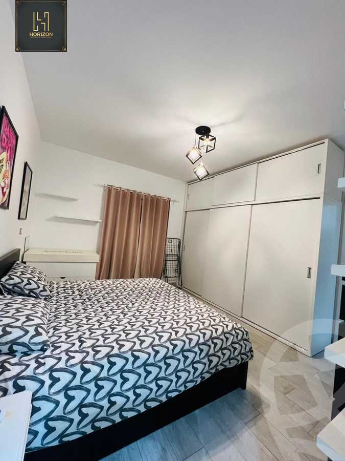 https://aqarmap.com.eg/ar/listing/6184293-for-rent-cairo-new-cairo-compounds-hyde-park-centre-ville-hyde-park