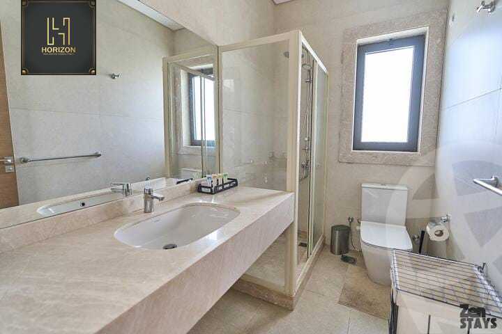 https://aqarmap.com.eg/en/listing/6186783-for-rent-cairo-new-cairo-compounds-lakeview-residence
