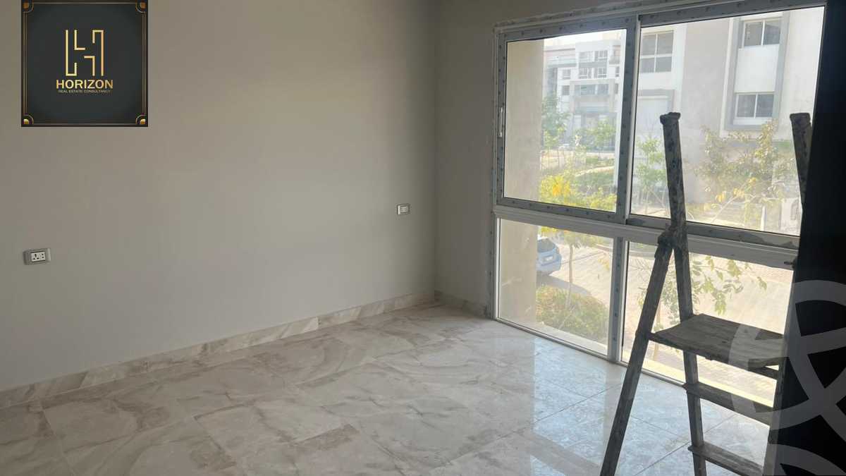 https://aqarmap.com.eg/ar/listing/6187446-for-rent-cairo-new-cairo-compounds-hyde-park-park-corner-hyde-park