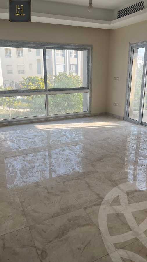 https://aqarmap.com.eg/ar/listing/6187446-for-rent-cairo-new-cairo-compounds-hyde-park-park-corner-hyde-park