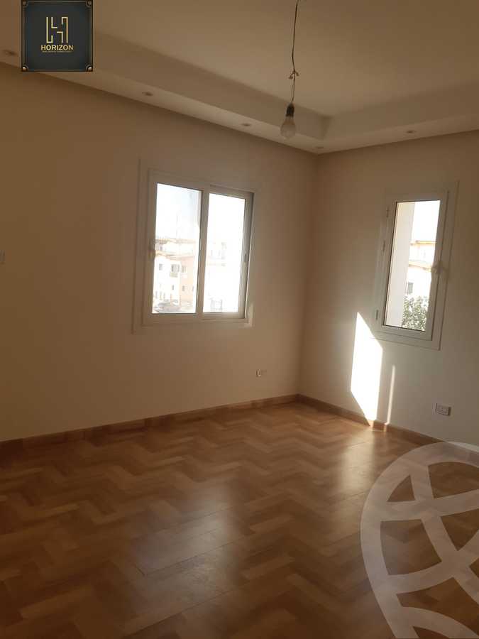 https://aqarmap.com.eg/en/listing/6187555-for-rent-cairo-new-cairo-compounds-hyde-park-cluster-4-hyde-park