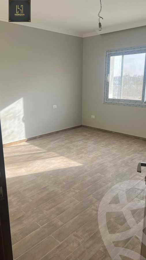 https://aqarmap.com.eg/ar/listing/6198340-for-rent-cairo-new-cairo-compounds-hyde-park-park-corner-hyde-park