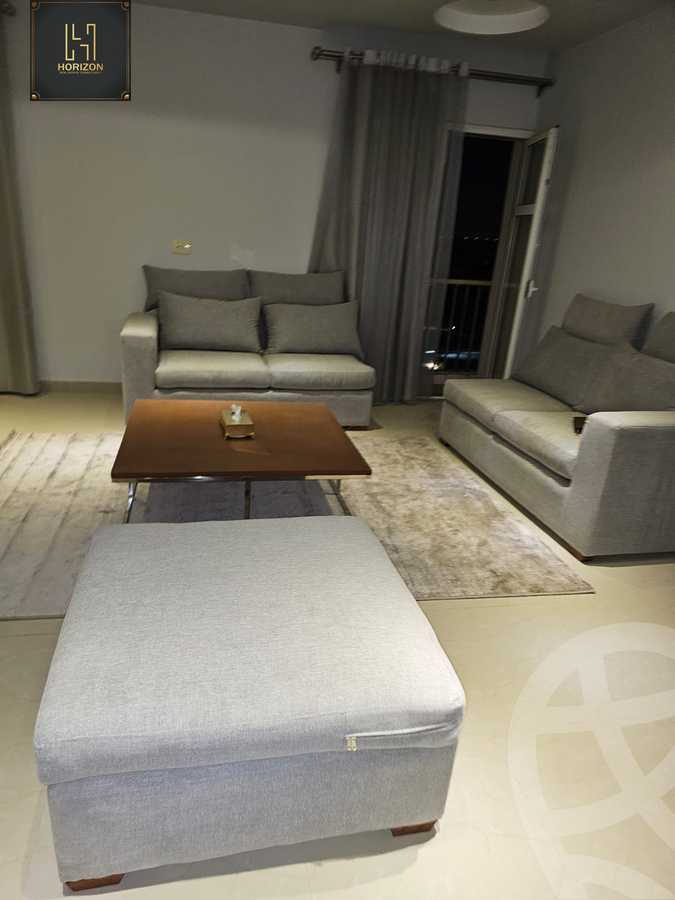 https://aqarmap.com.eg/ar/listing/6206261-for-rent-cairo-new-cairo-compounds-hyde-park-centre-ville-hyde-park