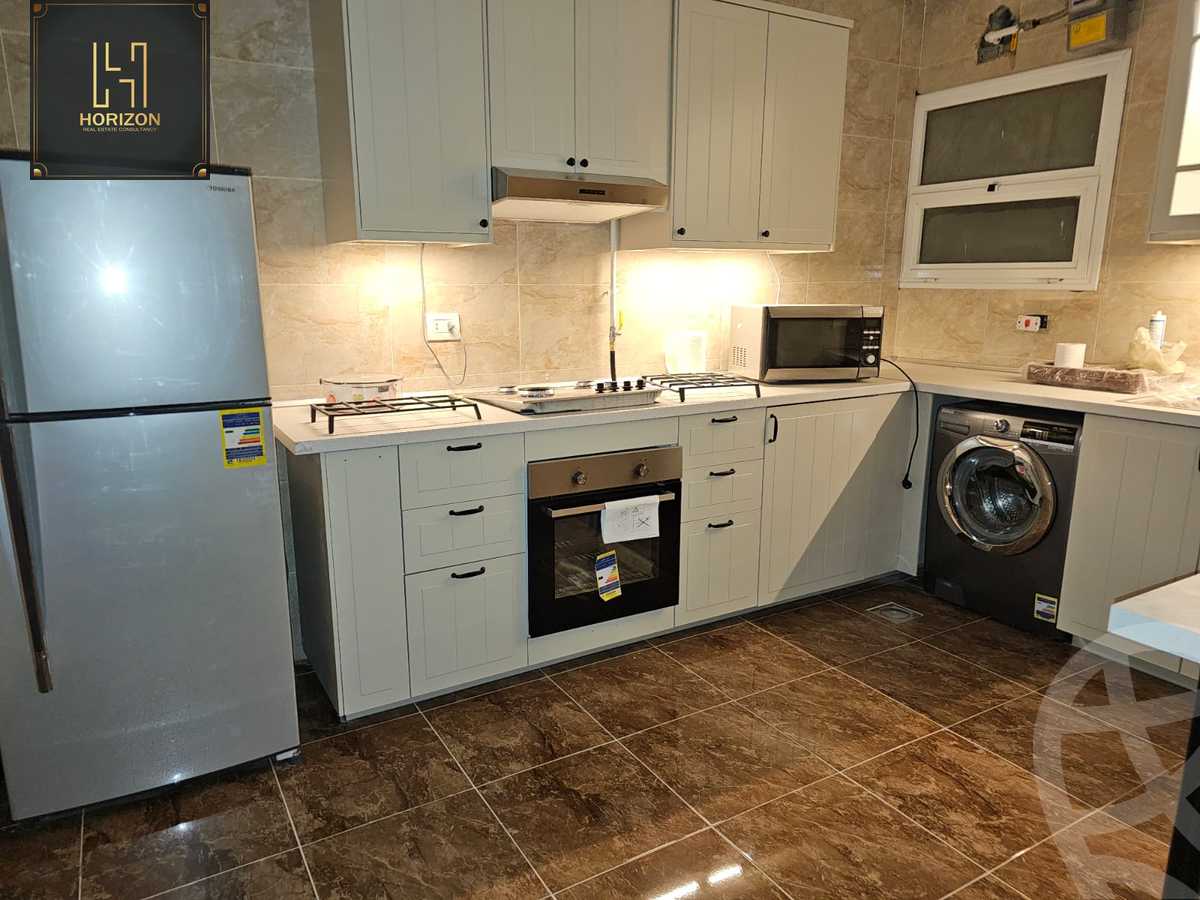 https://aqarmap.com.eg/ar/listing/6206261-for-rent-cairo-new-cairo-compounds-hyde-park-centre-ville-hyde-park