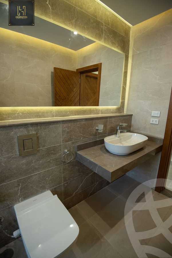 https://aqarmap.com.eg/ar/listing/6209416-for-rent-cairo-new-cairo-compounds-mountain-view-hyde-park