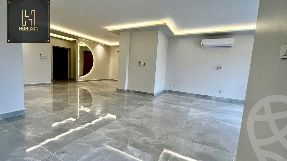 https://aqarmap.com.eg/ar/listing/6209416-for-rent-cairo-new-cairo-compounds-mountain-view-hyde-park