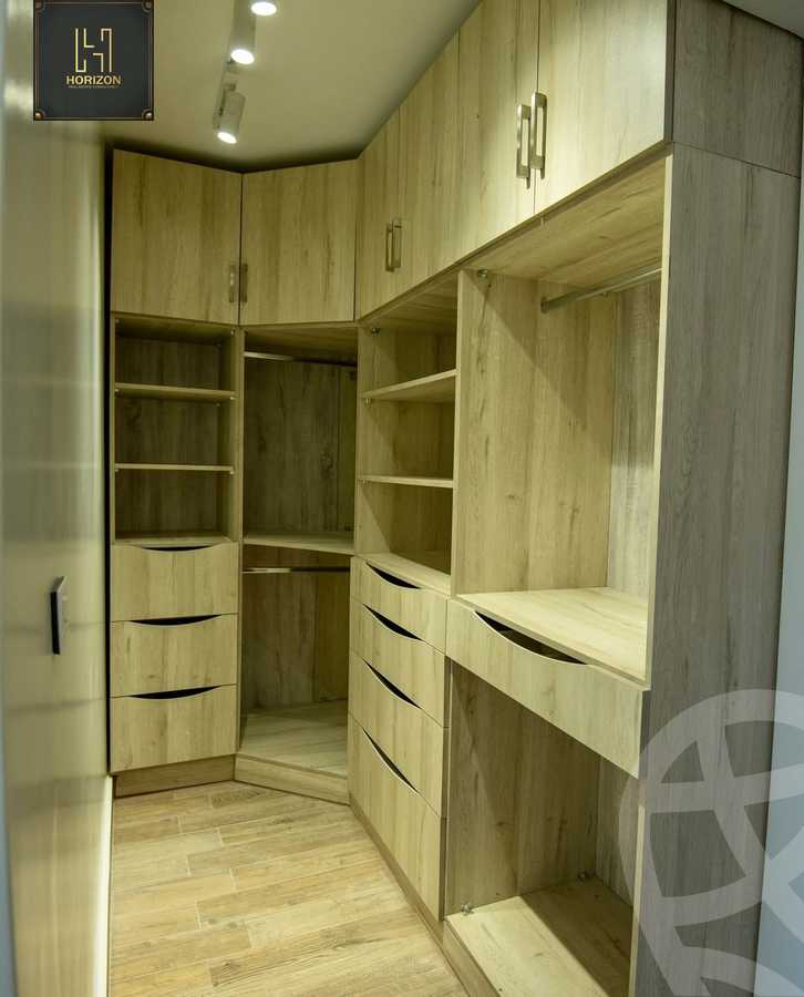 https://aqarmap.com.eg/ar/listing/6209416-for-rent-cairo-new-cairo-compounds-mountain-view-hyde-park