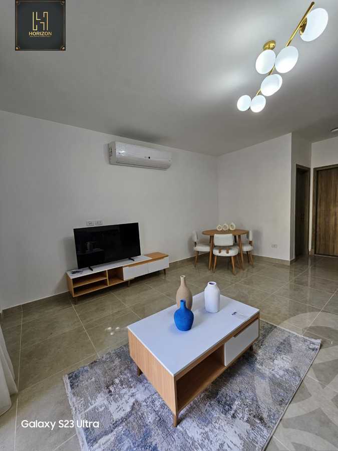 https://aqarmap.com.eg/ar/listing/6209847-for-rent-cairo-new-cairo-compounds-fifth-square