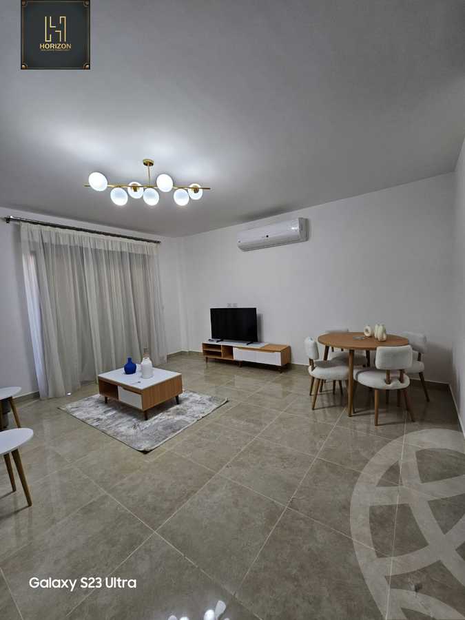 https://aqarmap.com.eg/ar/listing/6209847-for-rent-cairo-new-cairo-compounds-fifth-square