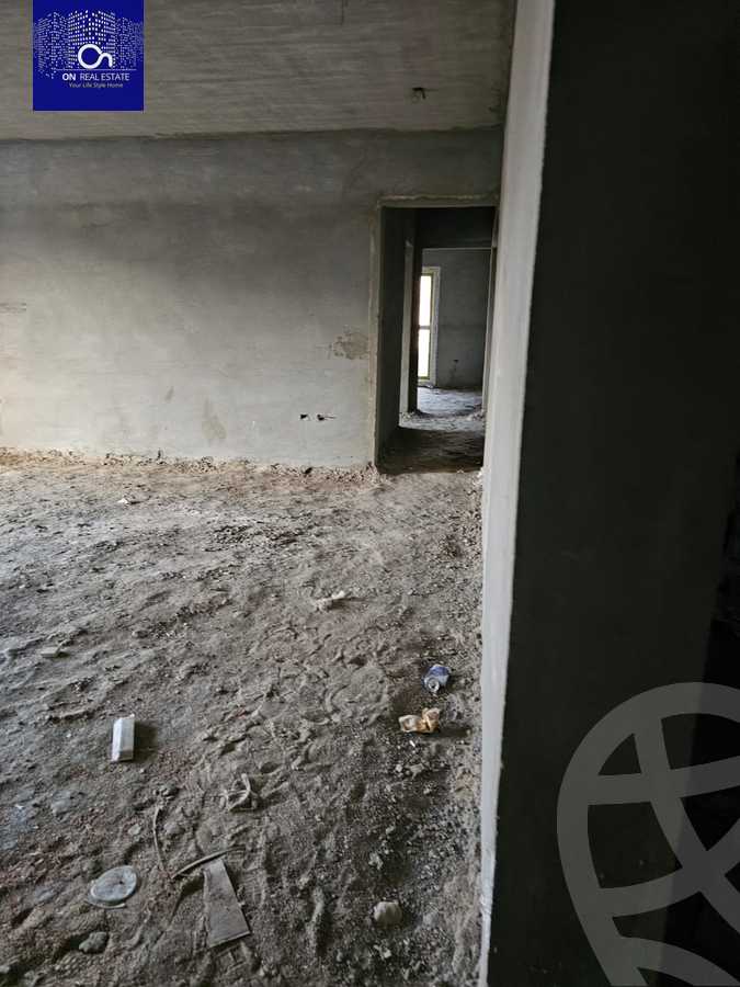 https://aqarmap.com.eg/ar/listing/5854012-for-sale-cairo-el-sheikh-zayed-city-compounds-el-khamayel