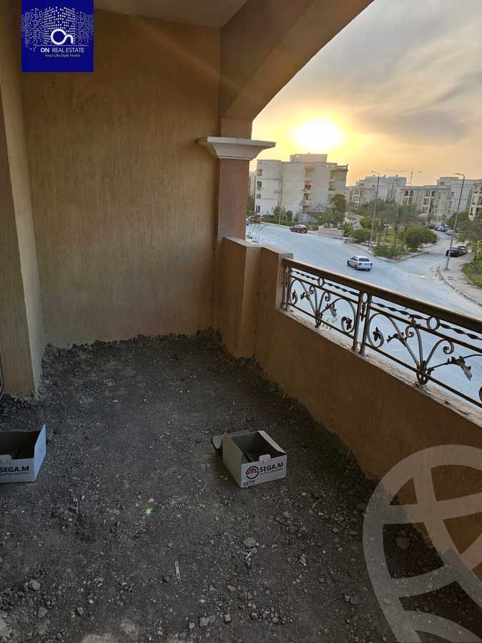 https://aqarmap.com.eg/ar/listing/5854012-for-sale-cairo-el-sheikh-zayed-city-compounds-el-khamayel