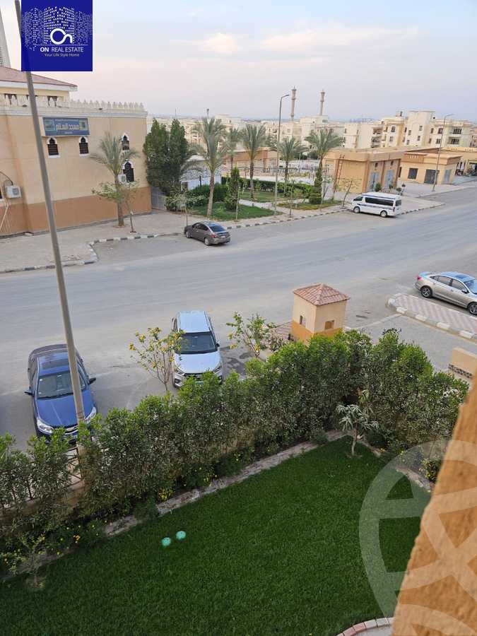 https://aqarmap.com.eg/ar/listing/5854012-for-sale-cairo-el-sheikh-zayed-city-compounds-el-khamayel