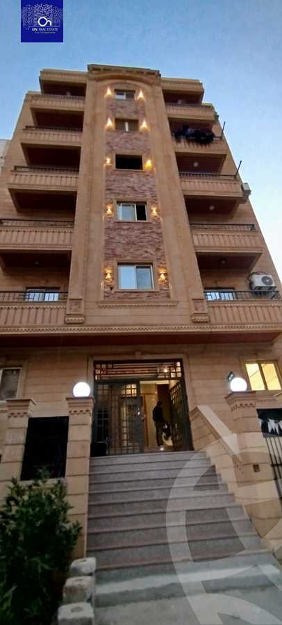 https://aqarmap.com.eg/ar/listing/5857197-for-sale-cairo-6th-of-october-el-ahyaa-neighborhood-2nd