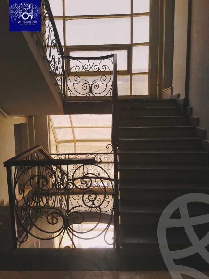 https://aqarmap.com.eg/ar/listing/5935234-for-rent-cairo-new-cairo-compounds-royal-lagoon