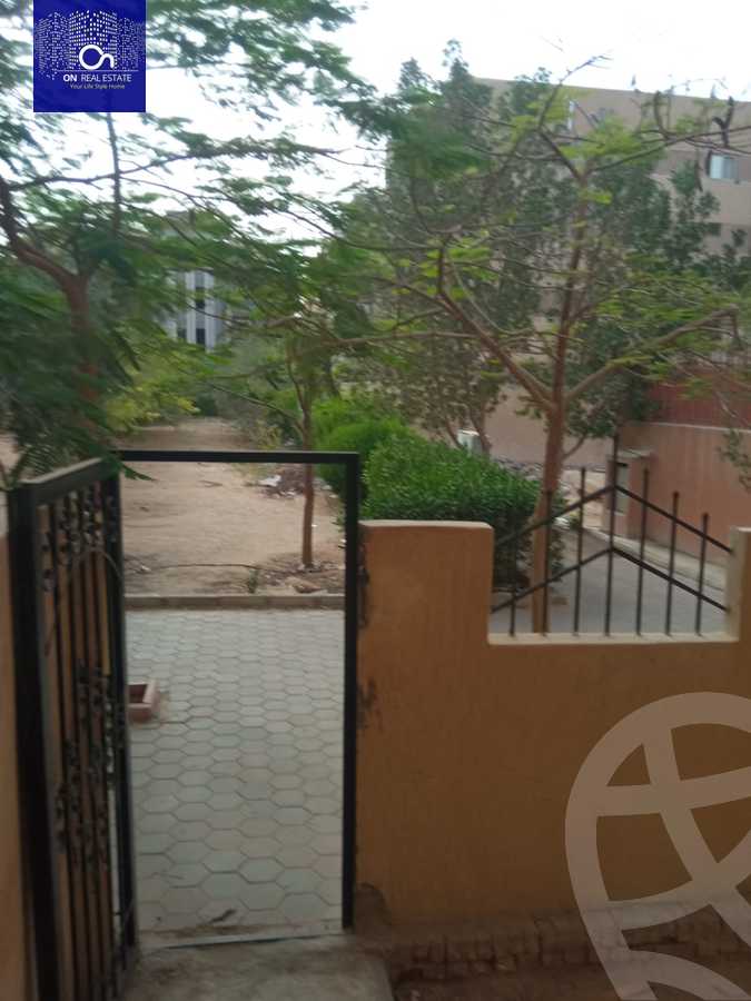 https://aqarmap.com.eg/en/listing/6105192-for-sale-cairo-6th-of-october-hadaeq-october-kmbwnd-fy-hdyq-ktwbr-el-fardoos-city