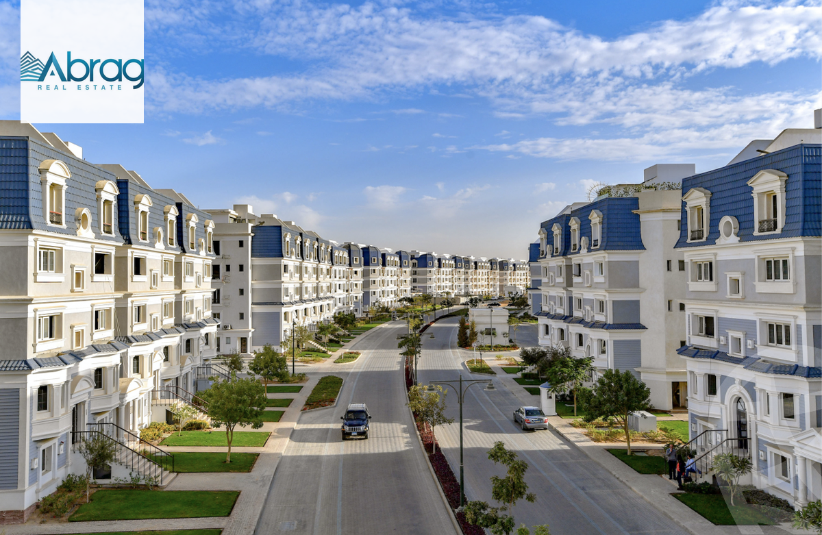https://aqarmap.com.eg/ar/listing/5904080-for-sale-cairo-new-cairo-compounds-mountain-view-hyde-park