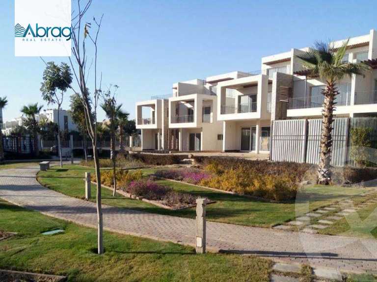 https://aqarmap.com.eg/ar/listing/4856605-for-sale-cairo-el-sheikh-zayed-city-compounds-kmbwnd-wyst-twn-swdyk