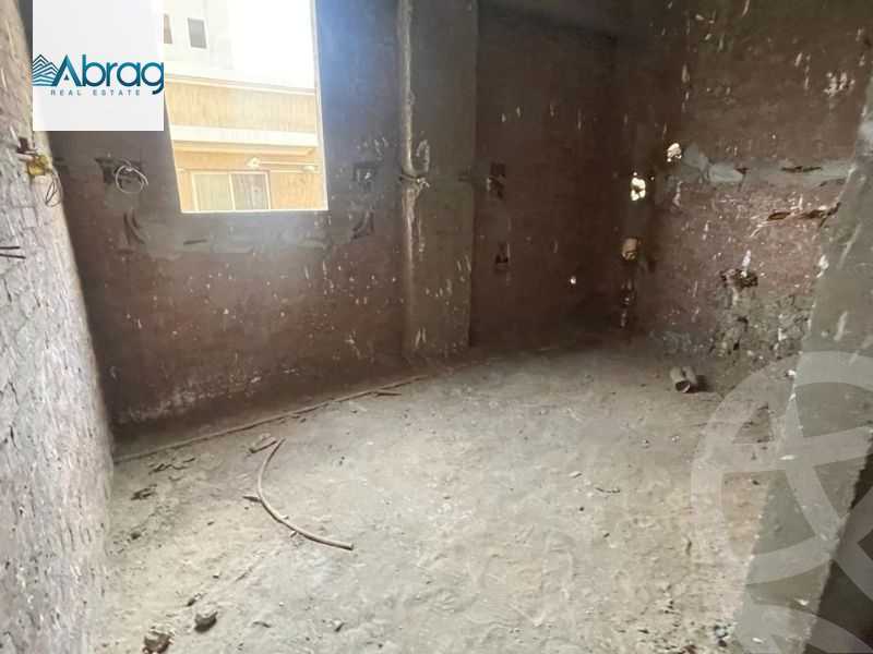 https://aqarmap.com.eg/ar/listing/3811890-for-sale-cairo-el-sheikh-zayed-city-el-hay-el-khames-lhy-lkhms