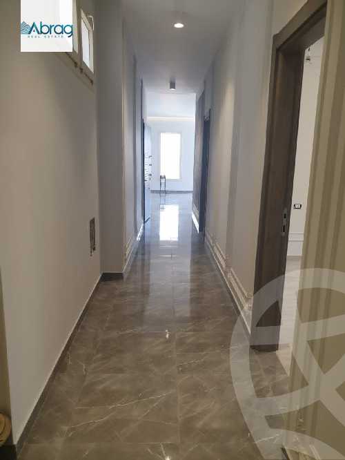 https://aqarmap.com.eg/en/listing/4155212-for-sale-cairo-el-sheikh-zayed-city-shr-lbstn