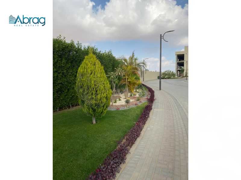 https://aqarmap.com.eg/en/listing/4207649-for-sale-cairo-6th-of-october-compounds-kmbwnd-jryn-6-mbny-drys