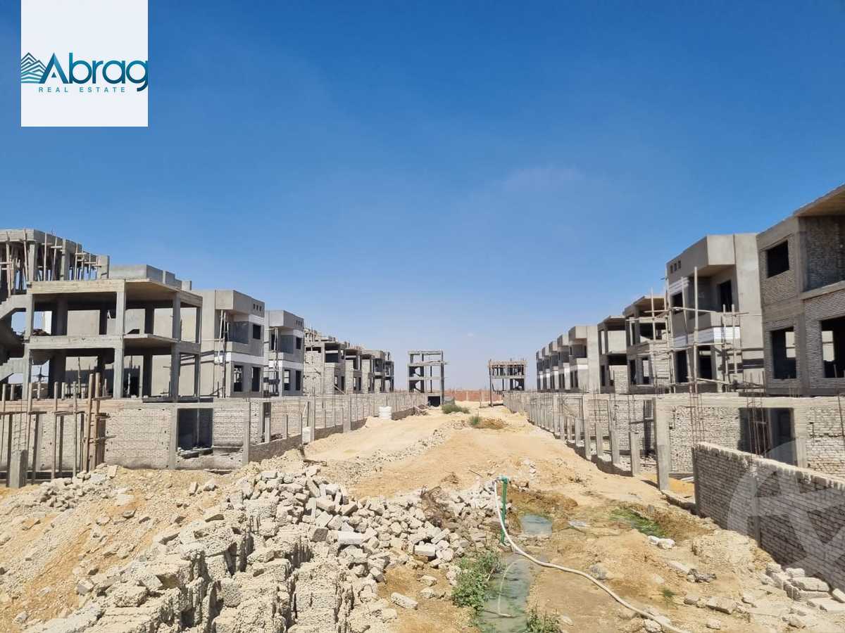 https://aqarmap.com.eg/ar/listing/4218339-for-sale-cairo-el-sheikh-zayed-city-lshykh-zyd-ljdyd-kmbwnd-mwntny-yfrst-fyw-llttwyr-l-qry