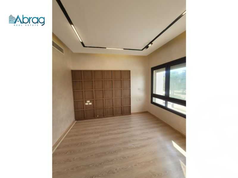 https://aqarmap.com.eg/ar/listing/4265668-for-sale-cairo-el-sheikh-zayed-city-compounds-in-sheikh-zayed-beverly-hills