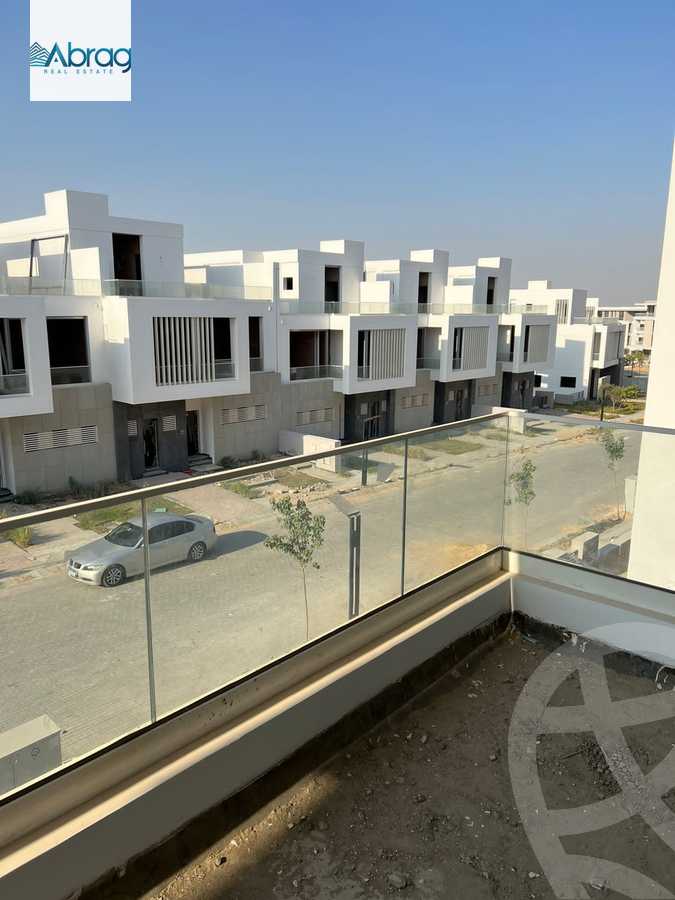 https://aqarmap.com.eg/en/listing/4276063-for-sale-cairo-alex-cairo-desert-road-kmbwnd-fy-tryq-skndry-lshrwy-joulz-compound-inertia