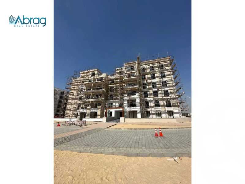 https://aqarmap.com.eg/ar/listing/4619844-for-sale-cairo-el-sheikh-zayed-city-compounds-kmbwnd-fyldj-wyst-dr-llttwyr