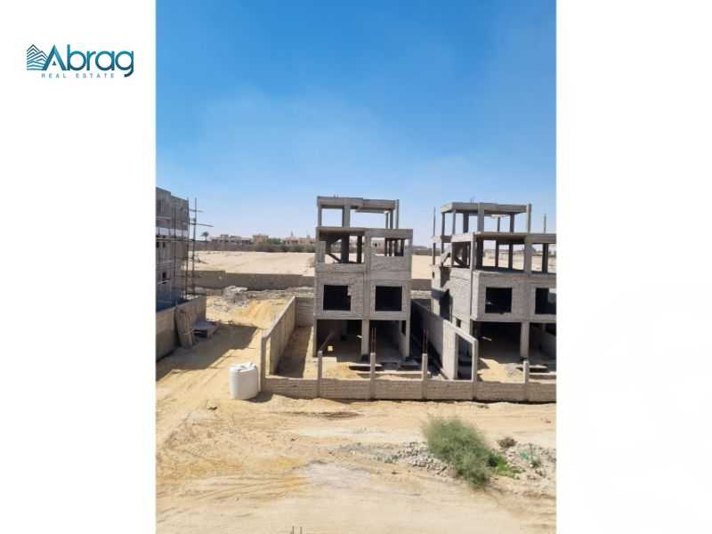 https://aqarmap.com.eg/ar/listing/5314278-for-sale-cairo-el-sheikh-zayed-city-lshykh-zyd-ljdyd-kmbwnd-mwntny-yfrst-fyw-llttwyr-l-qry