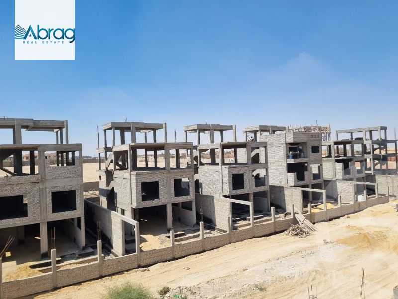 https://aqarmap.com.eg/ar/listing/5314278-for-sale-cairo-el-sheikh-zayed-city-lshykh-zyd-ljdyd-kmbwnd-mwntny-yfrst-fyw-llttwyr-l-qry
