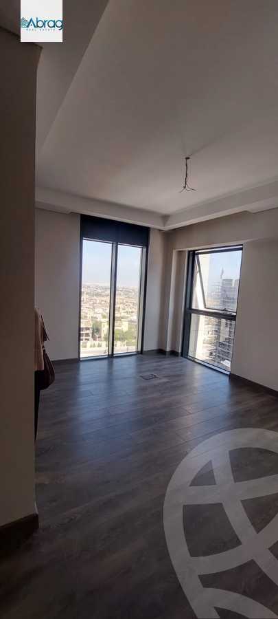 https://aqarmap.com.eg/en/listing/5091826-for-sale-cairo-el-sheikh-zayed-city-compounds-zyd-wr-llttwyr-the-village-views