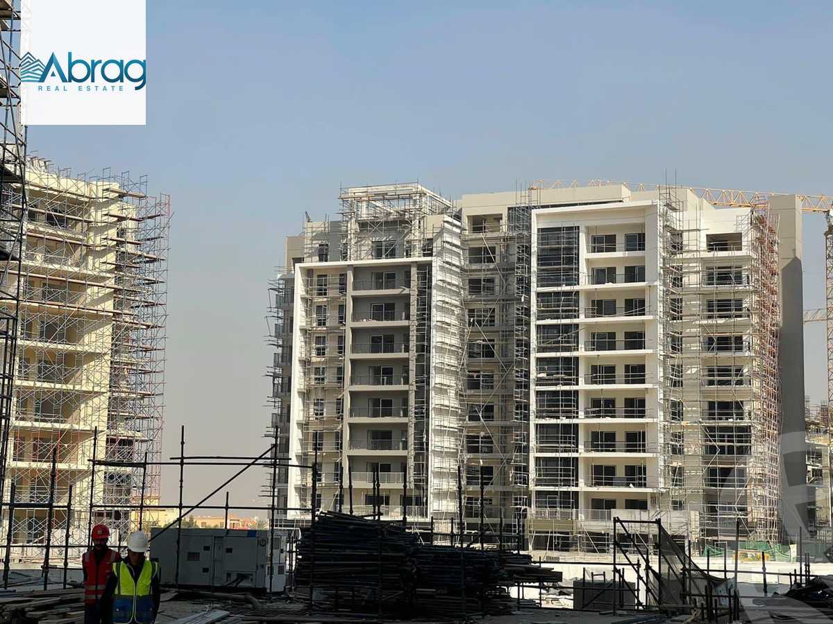 https://aqarmap.com.eg/en/listing/5091826-for-sale-cairo-el-sheikh-zayed-city-compounds-zyd-wr-llttwyr-the-village-views