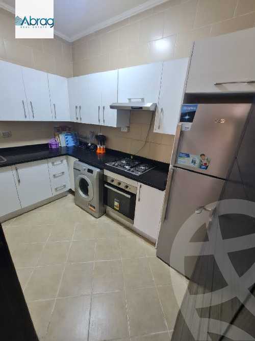 https://aqarmap.com.eg/en/listing/5276900-for-sale-cairo-el-sheikh-zayed-city-compounds-dh-drys