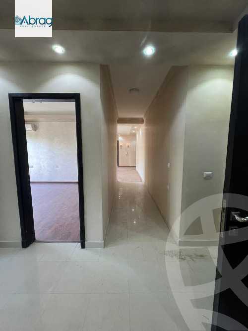 https://aqarmap.com.eg/en/listing/5287939-for-sale-cairo-el-sheikh-zayed-city-compounds-dh-drys