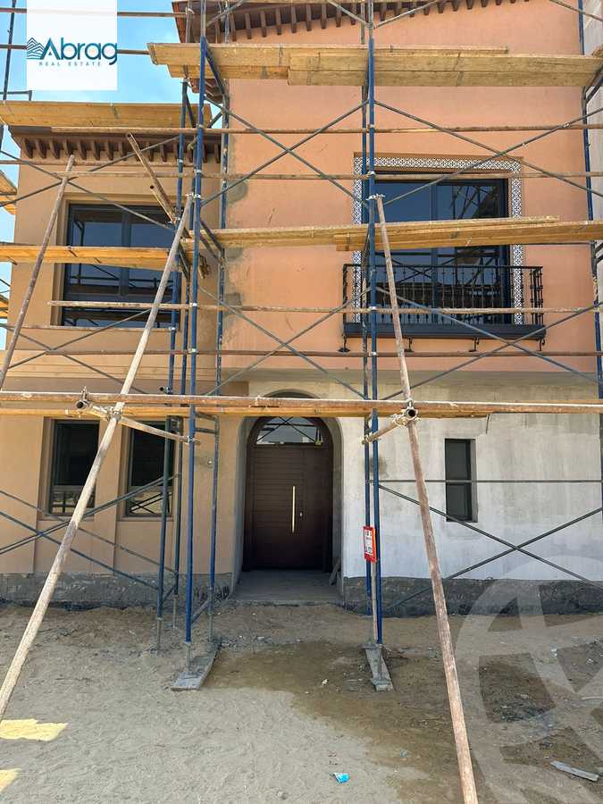 https://aqarmap.com.eg/ar/listing/5412466-for-sale-cairo-el-sheikh-zayed-city-compounds-kmbwnd-fyldj-wyst-dr-llttwyr