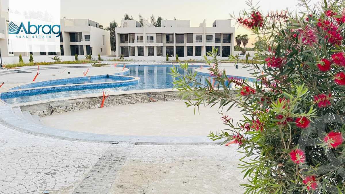 https://aqarmap.com.eg/ar/listing/5442655-for-sale-cairo-el-sheikh-zayed-city-lshykh-zyd-ljdyd-lyk-wyst-cairo-capital